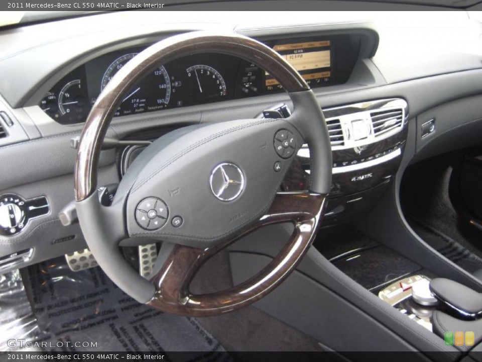 Black Interior Photo for the 2011 Mercedes-Benz CL 550 4MATIC #46551377