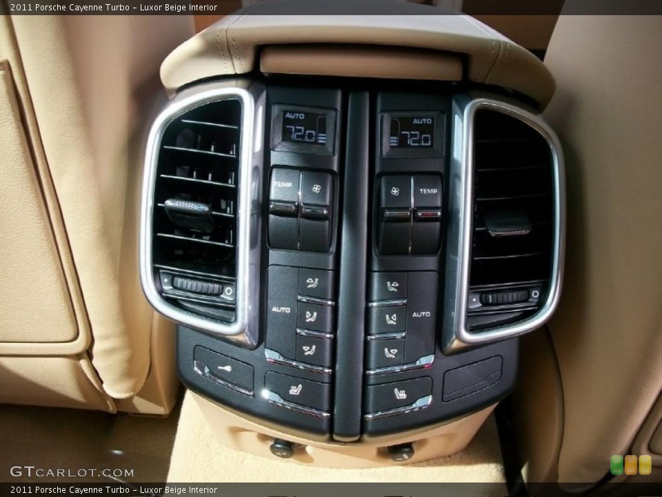 Luxor Beige Interior Controls for the 2011 Porsche Cayenne Turbo #46551755
