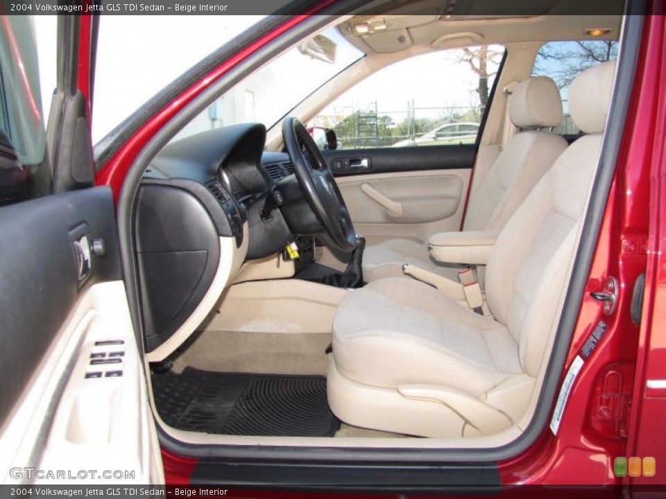 Beige Interior Photo for the 2004 Volkswagen Jetta GLS TDI Sedan #46552769