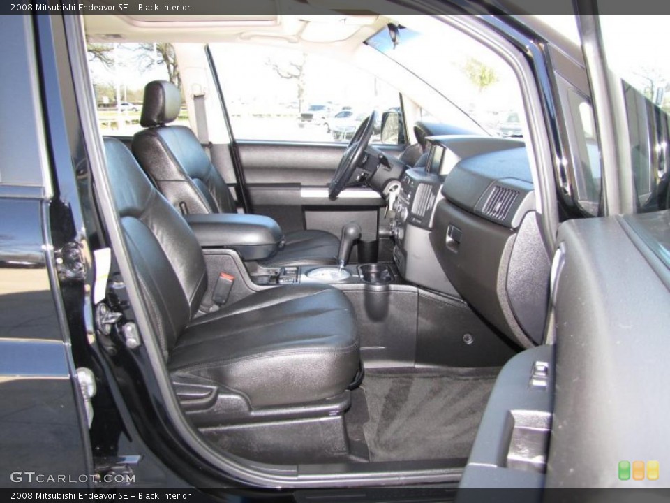Black Interior Photo for the 2008 Mitsubishi Endeavor SE #46553060
