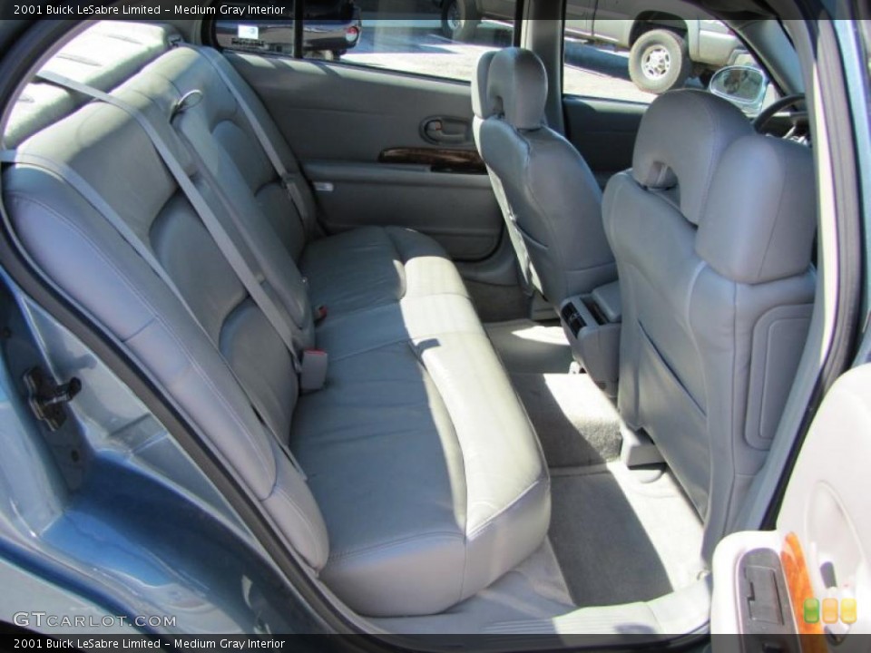 Medium Gray Interior Photo for the 2001 Buick LeSabre Limited #46558179