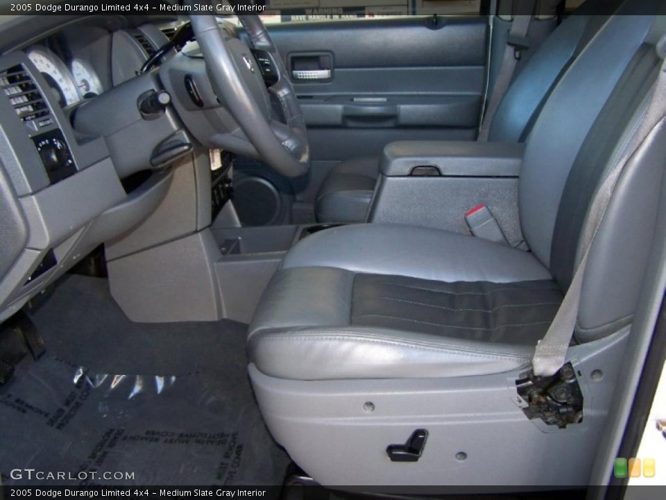 Medium Slate Gray Interior Photo for the 2005 Dodge Durango Limited 4x4 #46558515