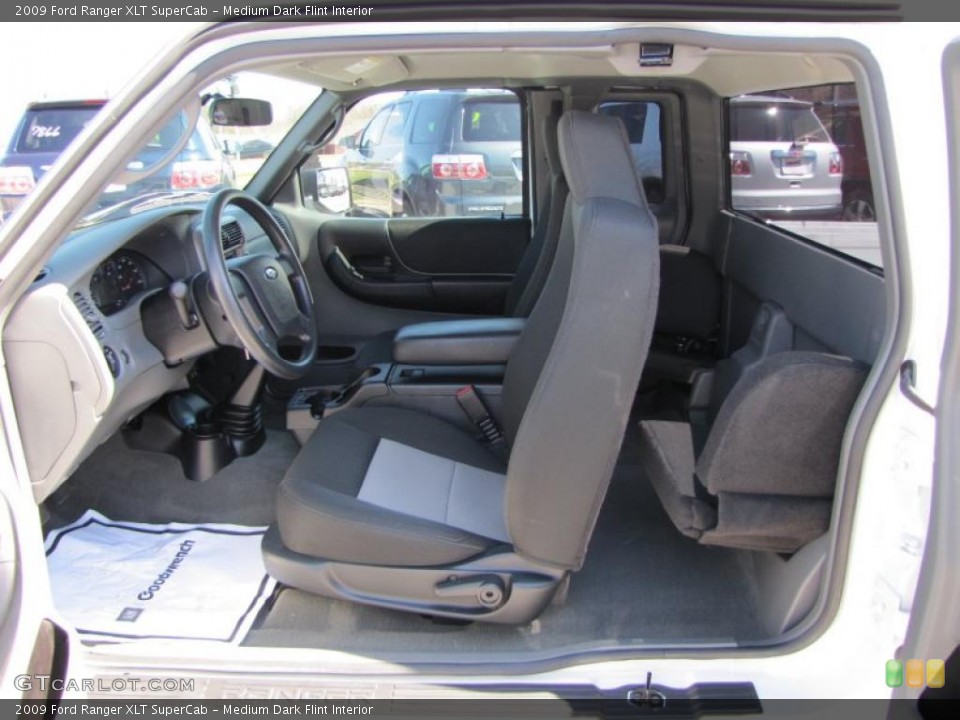 Medium Dark Flint Interior Photo for the 2009 Ford Ranger XLT SuperCab #46559751
