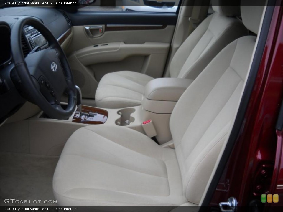Beige Interior Photo for the 2009 Hyundai Santa Fe SE #46563553