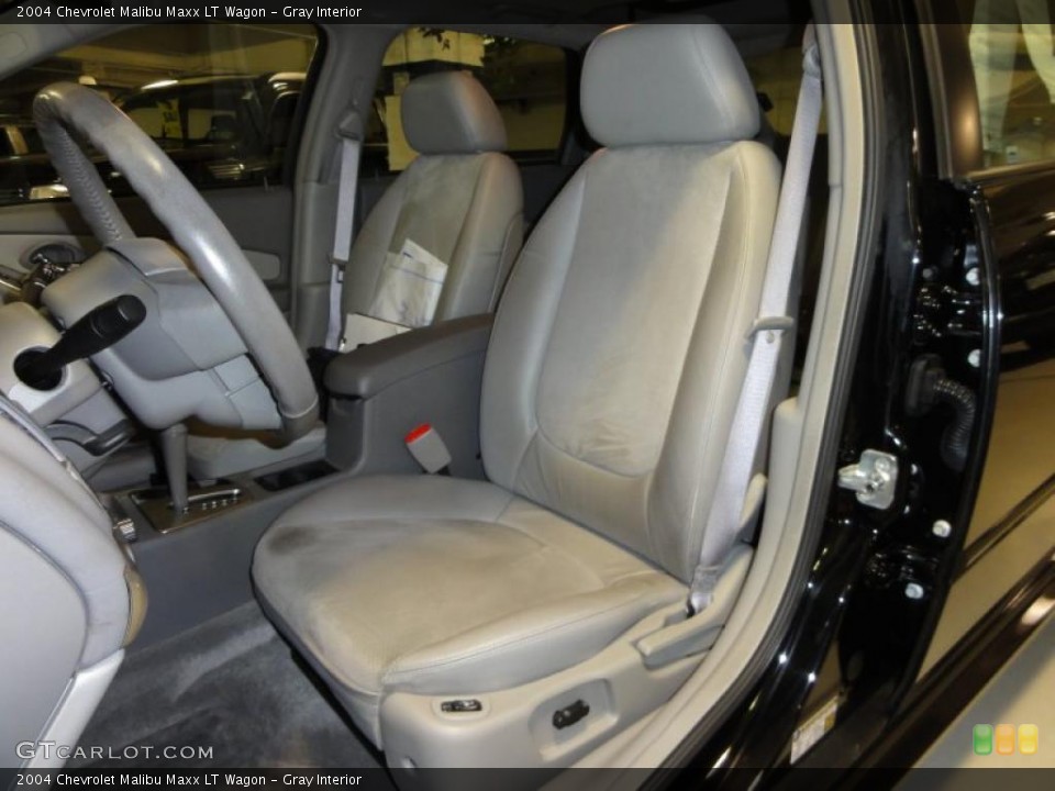 Gray Interior Photo for the 2004 Chevrolet Malibu Maxx LT Wagon #46563910