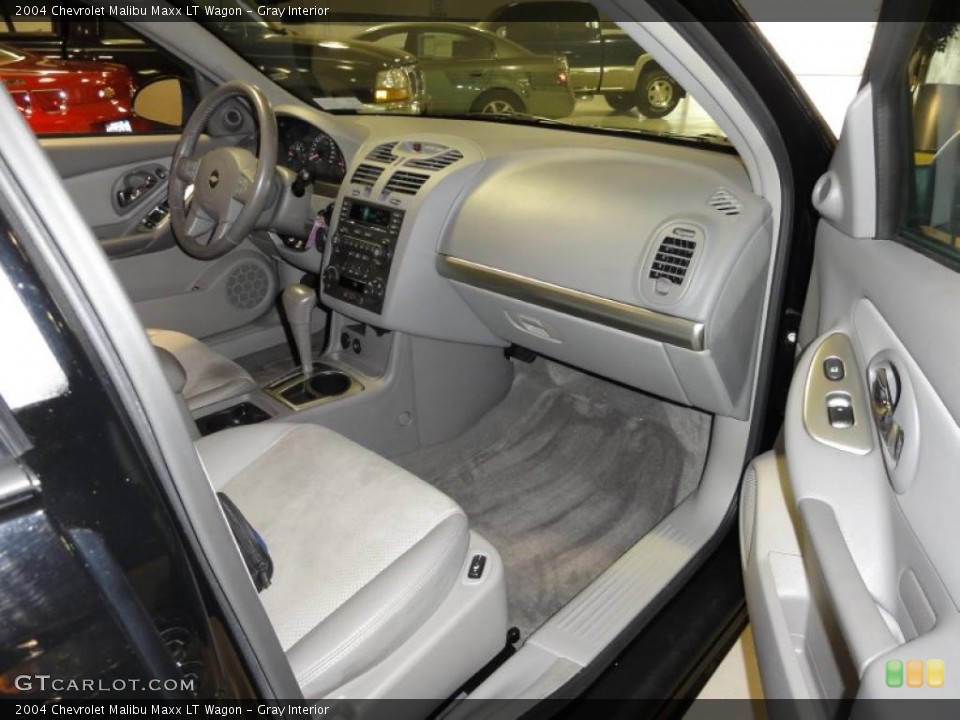 Gray Interior Dashboard for the 2004 Chevrolet Malibu Maxx LT Wagon #46563913