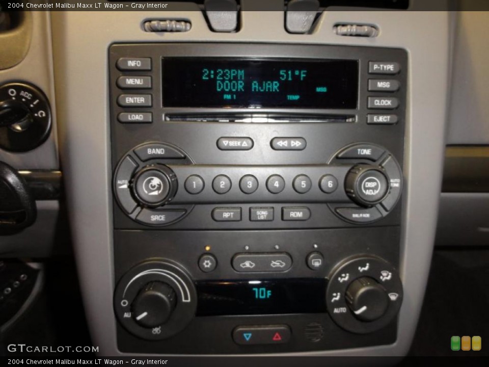 Gray Interior Controls for the 2004 Chevrolet Malibu Maxx LT Wagon #46563967