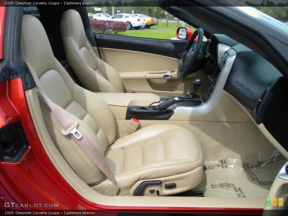 Cashmere Interior Photo for the 2005 Chevrolet Corvette Coupe #46564435