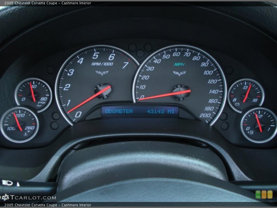 Cashmere Interior Gauges for the 2005 Chevrolet Corvette Coupe #46564513