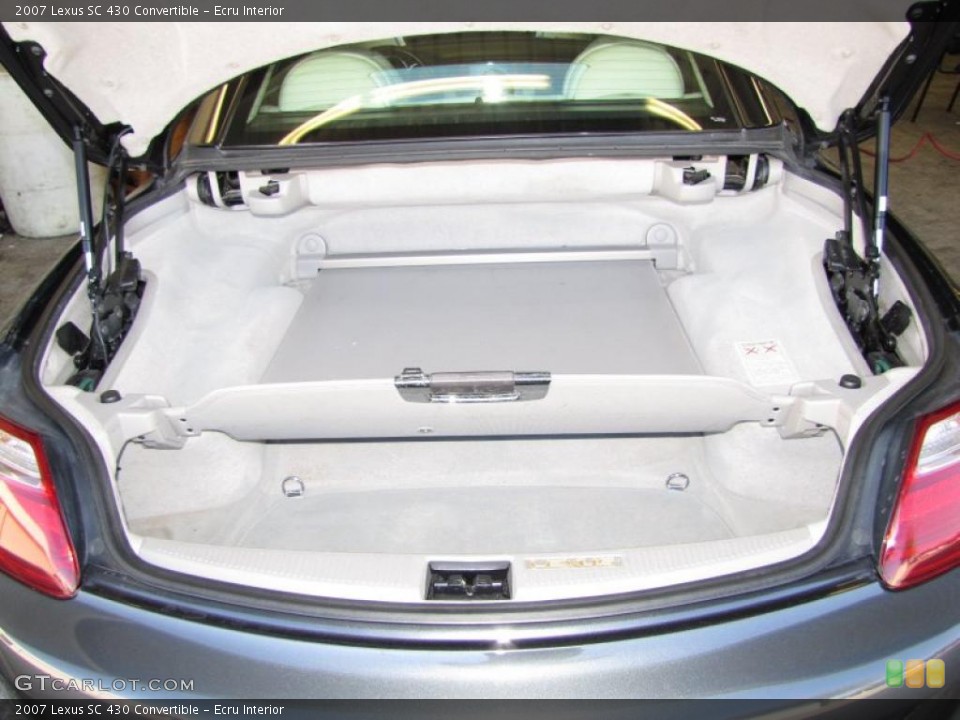 Ecru Interior Trunk for the 2007 Lexus SC 430 Convertible #46570918