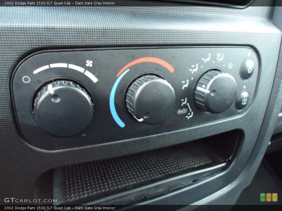 Dark Slate Gray Interior Controls for the 2002 Dodge Ram 1500 SLT Quad Cab #46571575