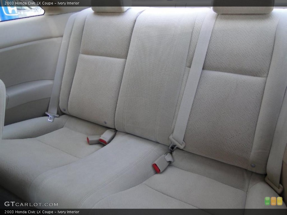 Ivory Interior Photo for the 2003 Honda Civic LX Coupe #46571827