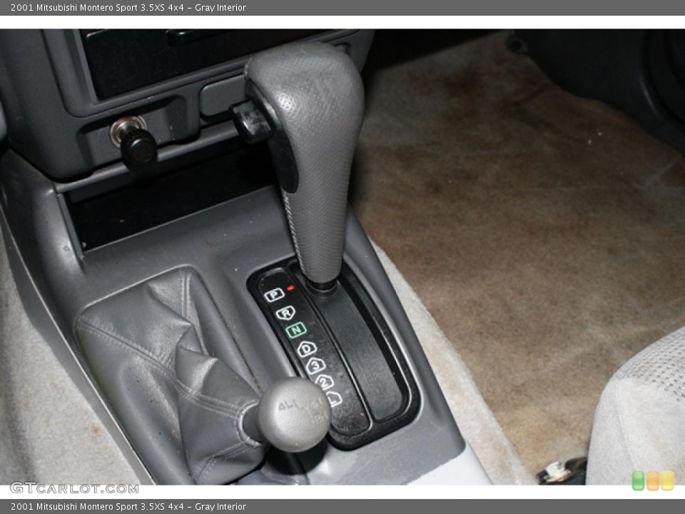 Gray Interior Transmission for the 2001 Mitsubishi Montero Sport 3.5XS 4x4 #46574281