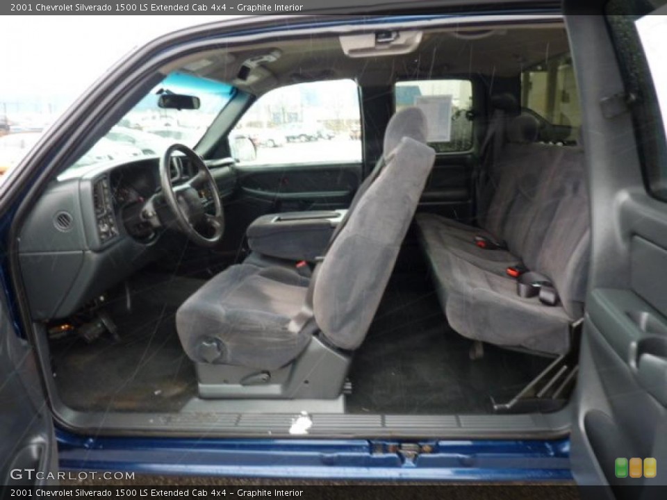 Graphite Interior Photo for the 2001 Chevrolet Silverado 1500 LS Extended Cab 4x4 #46579955
