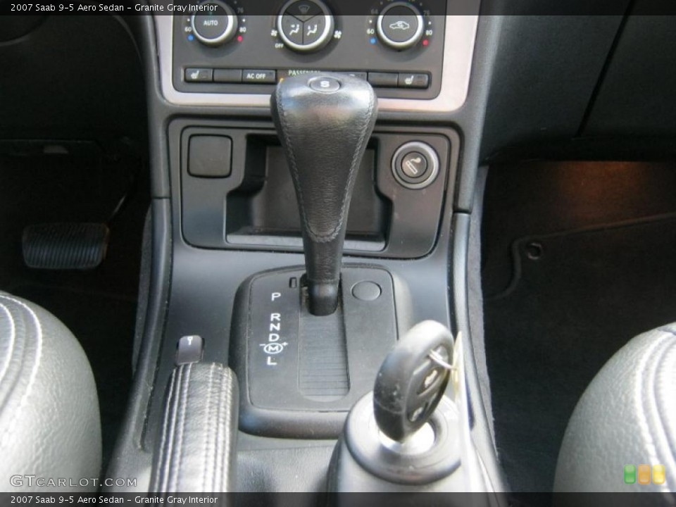 Granite Gray Interior Controls for the 2007 Saab 9-5 Aero Sedan #46580159