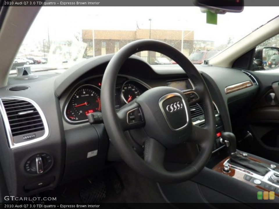 Espresso Brown Interior Steering Wheel for the 2010 Audi Q7 3.0 TDI quattro #46584276
