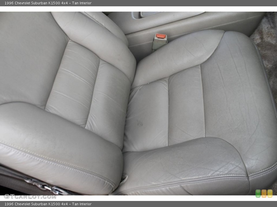 Tan Interior Photo for the 1996 Chevrolet Suburban K1500 4x4 #46584372