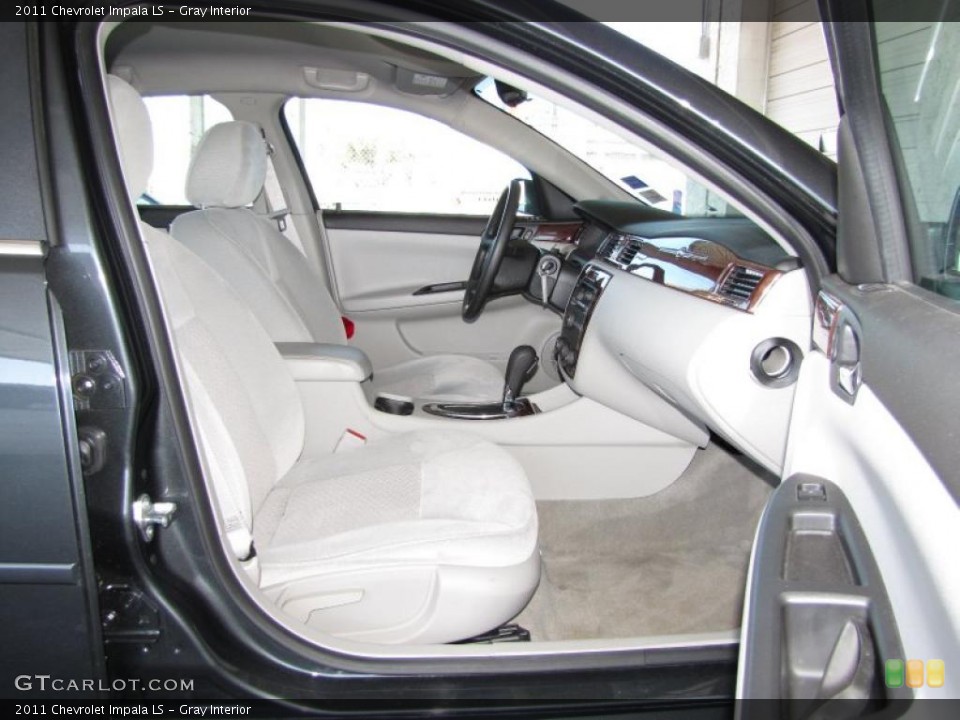 Gray Interior Photo for the 2011 Chevrolet Impala LS #46590156