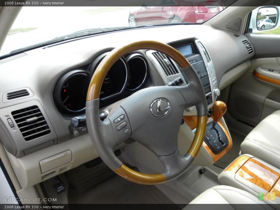 Ivory Interior Photo for the 2006 Lexus RX 330 #46591592
