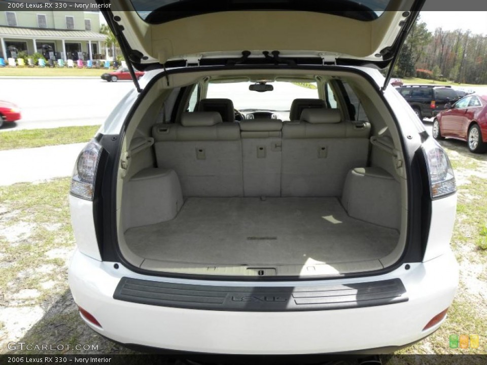 Ivory Interior Trunk for the 2006 Lexus RX 330 #46591712