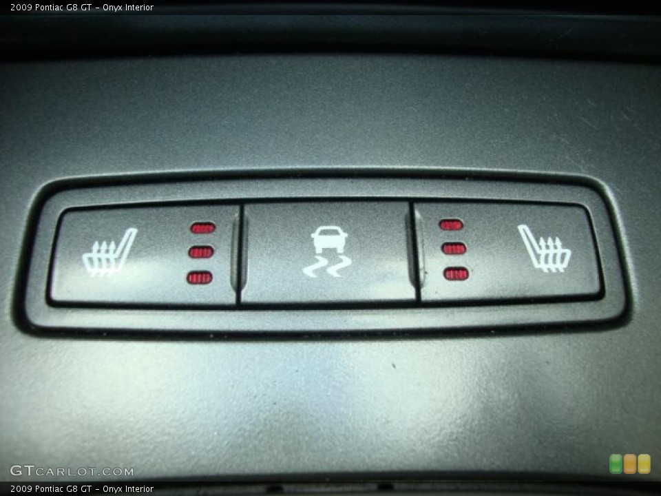 Onyx Interior Controls for the 2009 Pontiac G8 GT #46605541