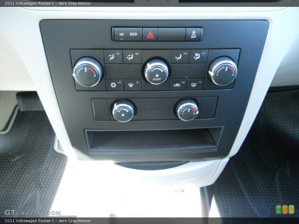 Aero Gray Interior Controls for the 2011 Volkswagen Routan S #46607235
