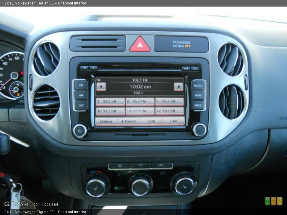 Charcoal Interior Controls for the 2011 Volkswagen Tiguan SE #46607509