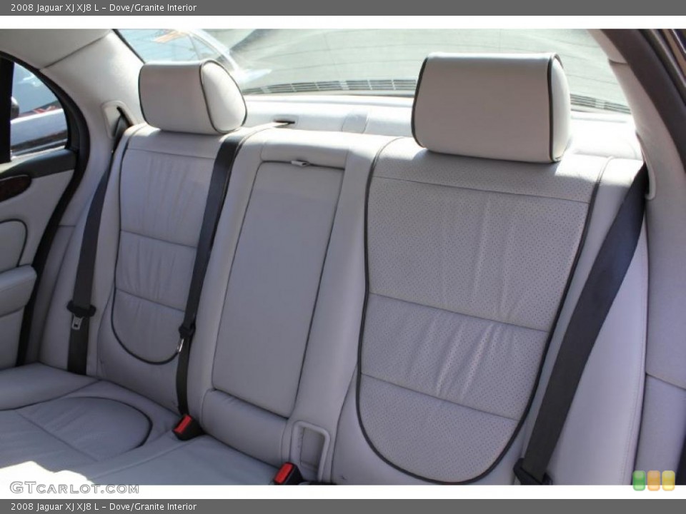 Dove/Granite Interior Photo for the 2008 Jaguar XJ XJ8 L #46612672