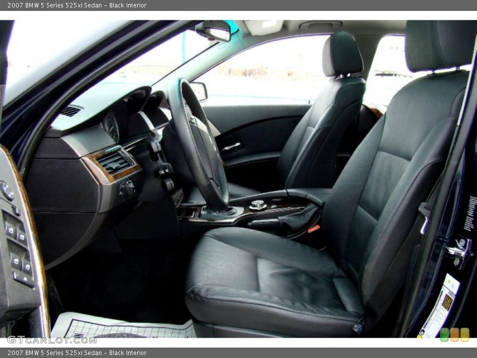 Black Interior Photo for the 2007 BMW 5 Series 525xi Sedan #46613341