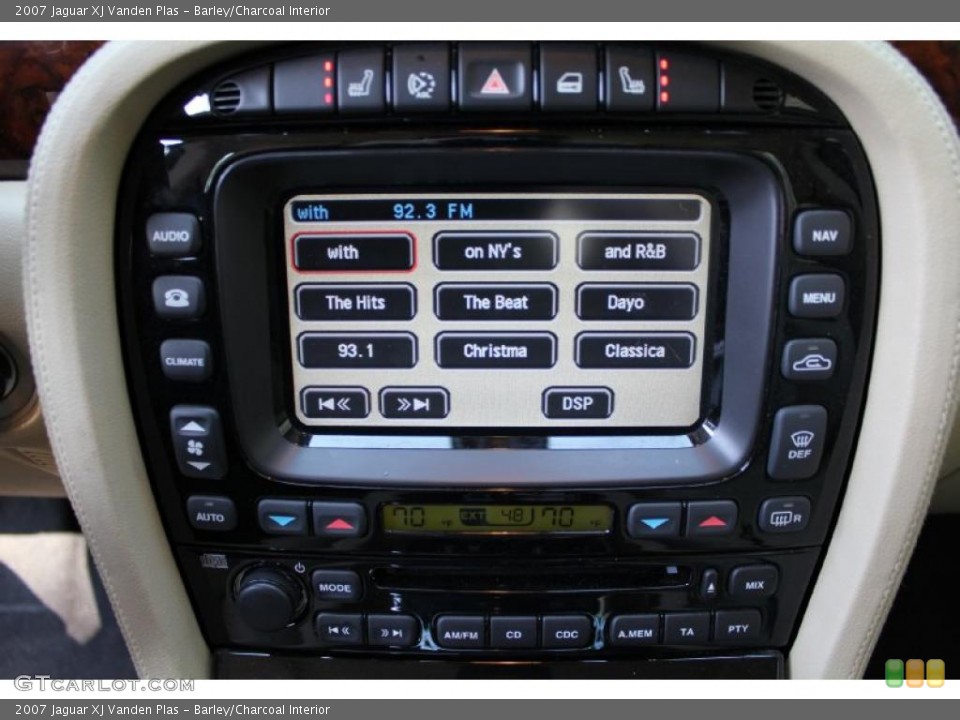 Barley/Charcoal Interior Controls for the 2007 Jaguar XJ Vanden Plas #46613874