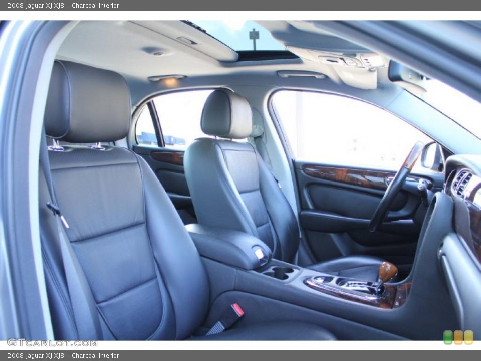Charcoal Interior Photo for the 2008 Jaguar XJ XJ8 #46614292