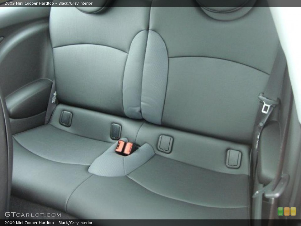 Black/Grey Interior Photo for the 2009 Mini Cooper Hardtop #46618642