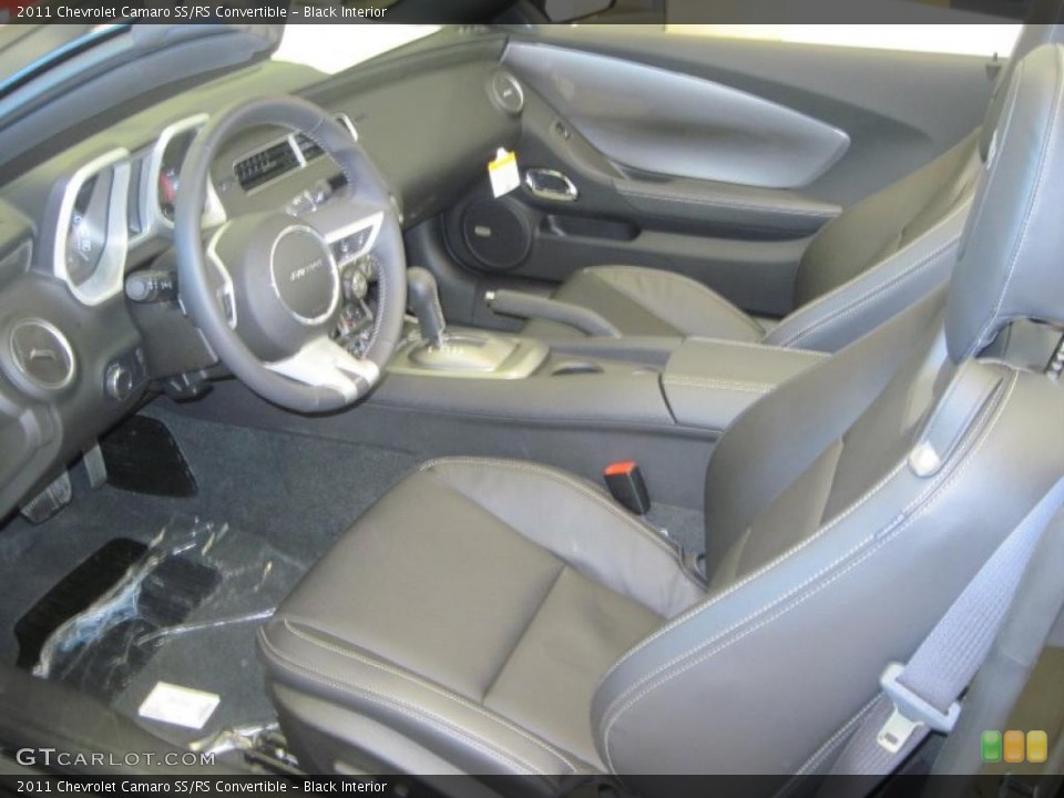 Black Interior Photo for the 2011 Chevrolet Camaro SS/RS Convertible #46621342