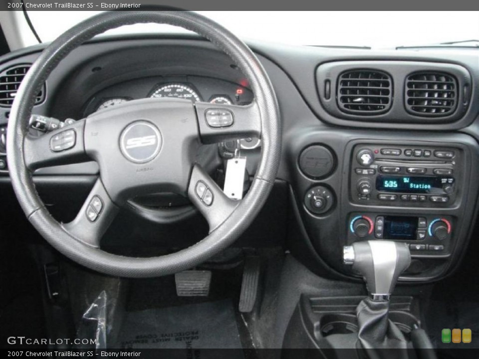 Ebony Interior Dashboard for the 2007 Chevrolet TrailBlazer SS #46621480