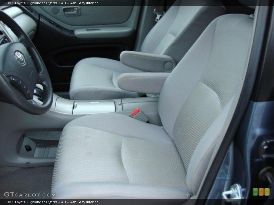 Ash Gray Interior Photo for the 2007 Toyota Highlander Hybrid 4WD #46623118