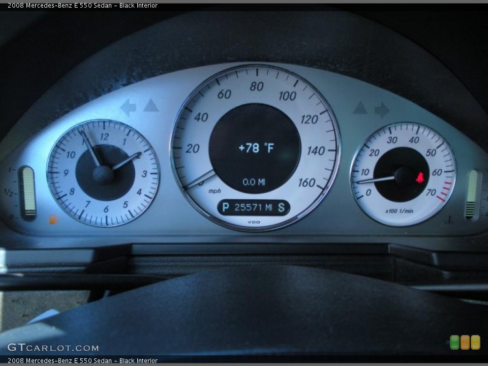 Black Interior Gauges for the 2008 Mercedes-Benz E 550 Sedan #46625356