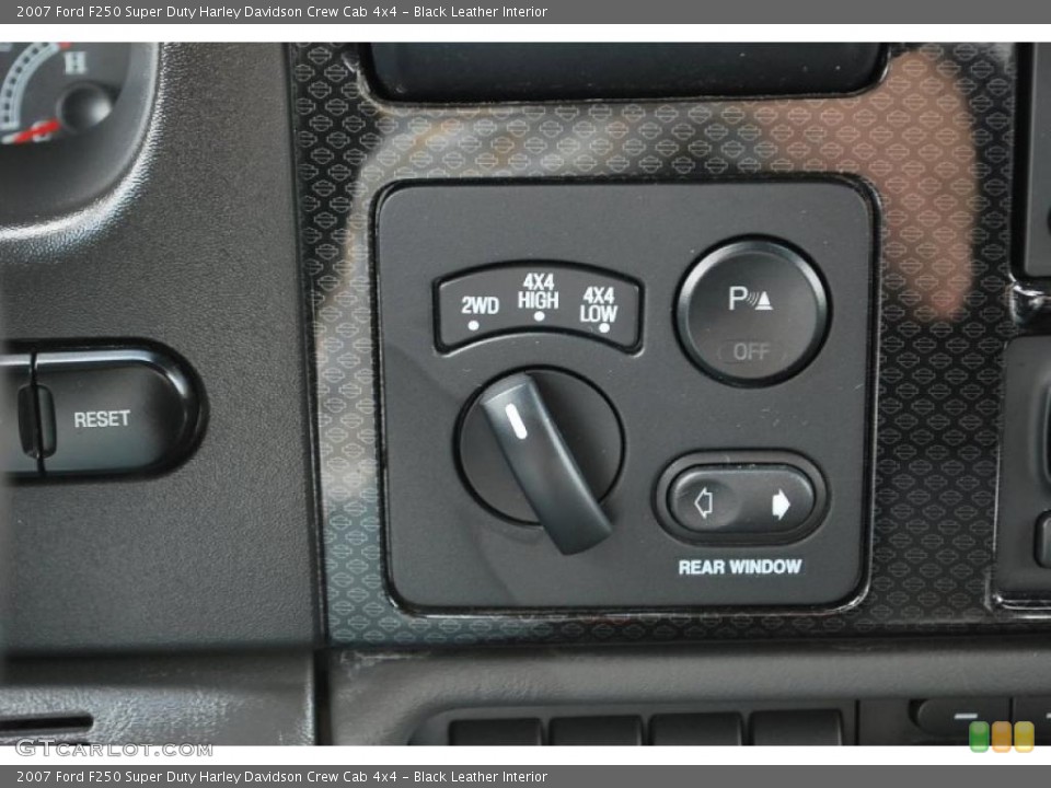 Black Leather Interior Controls for the 2007 Ford F250 Super Duty Harley Davidson Crew Cab 4x4 #46638719