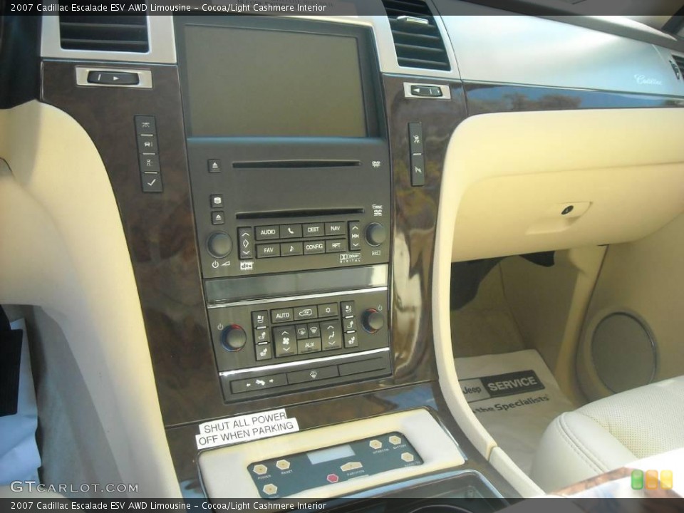 Cocoa/Light Cashmere Interior Controls for the 2007 Cadillac Escalade ESV AWD Limousine #46642931