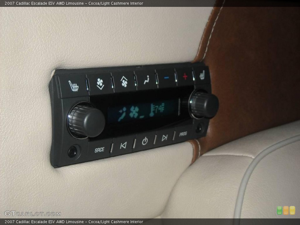 Cocoa/Light Cashmere Interior Controls for the 2007 Cadillac Escalade ESV AWD Limousine #46643045