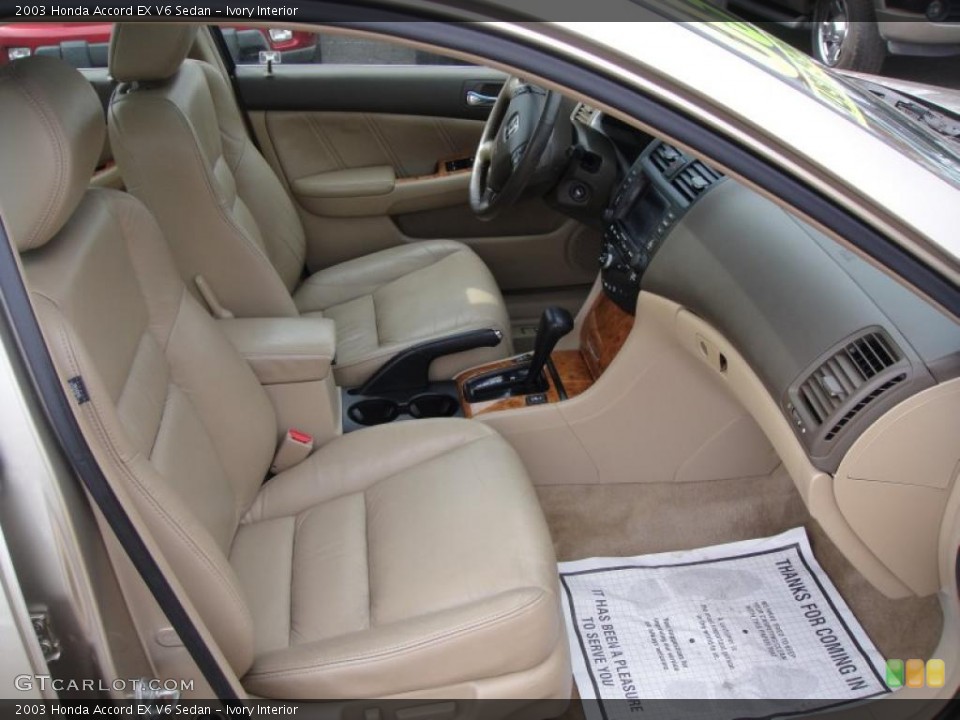 Ivory Interior Photo for the 2003 Honda Accord EX V6 Sedan #46644212