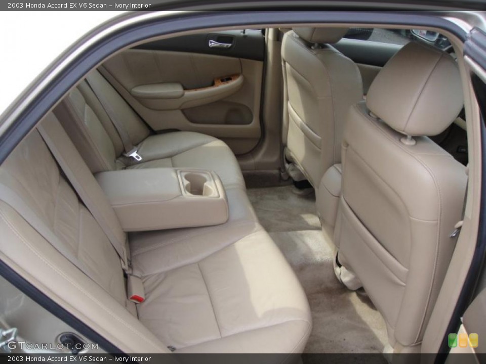 Ivory Interior Photo for the 2003 Honda Accord EX V6 Sedan #46644218
