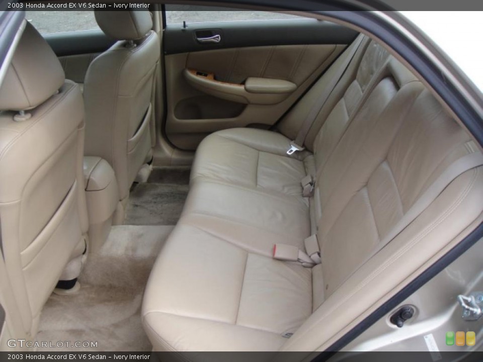Ivory Interior Photo for the 2003 Honda Accord EX V6 Sedan #46644224