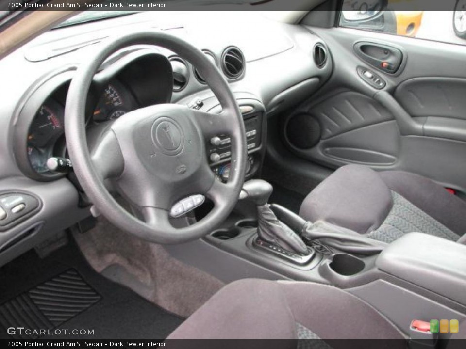 Dark Pewter Interior Photo for the 2005 Pontiac Grand Am SE Sedan #46644362