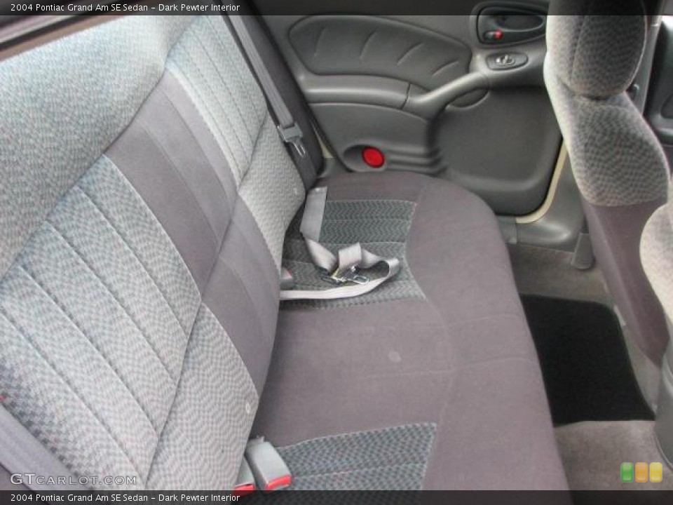Dark Pewter Interior Photo for the 2004 Pontiac Grand Am SE Sedan #46644581