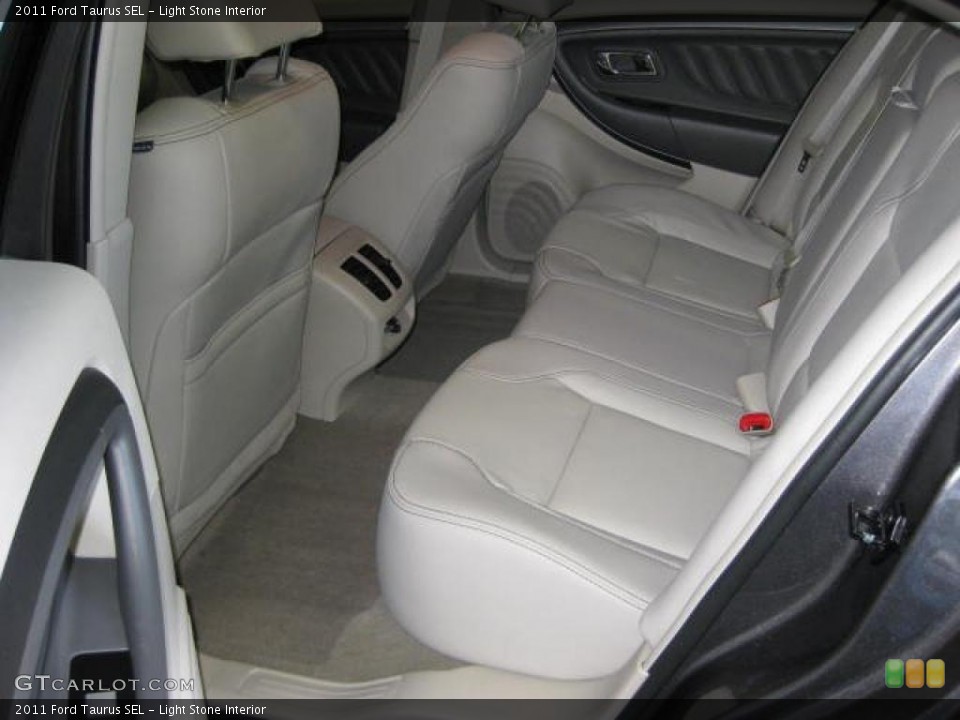 Light Stone Interior Photo for the 2011 Ford Taurus SEL #46645316