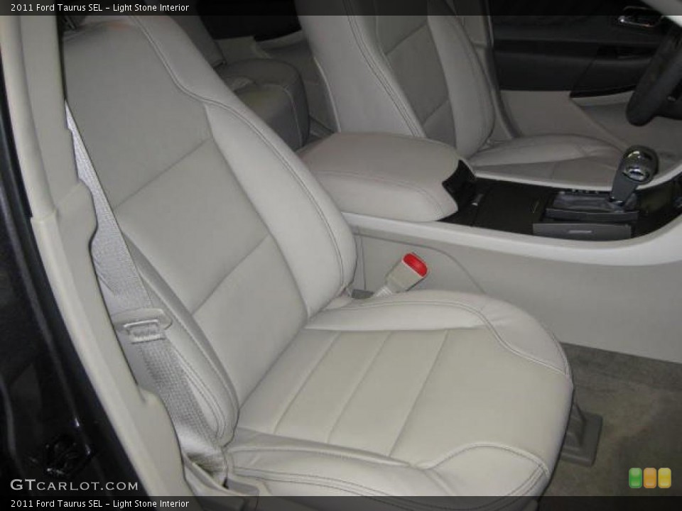Light Stone Interior Photo for the 2011 Ford Taurus SEL #46645340