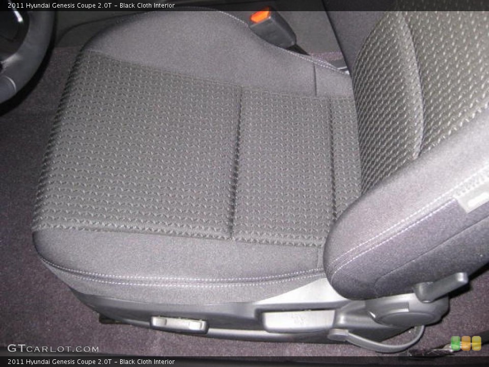 Black Cloth Interior Photo for the 2011 Hyundai Genesis Coupe 2.0T #46646633