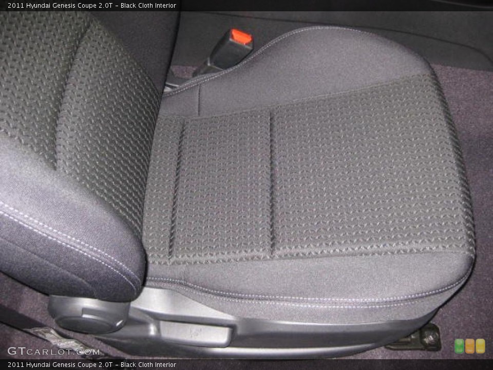 Black Cloth Interior Photo for the 2011 Hyundai Genesis Coupe 2.0T #46646648