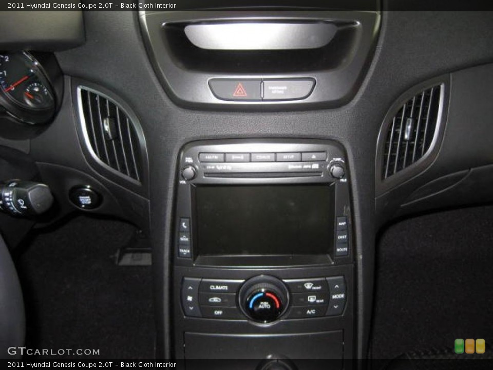 Black Cloth Interior Controls for the 2011 Hyundai Genesis Coupe 2.0T #46646657