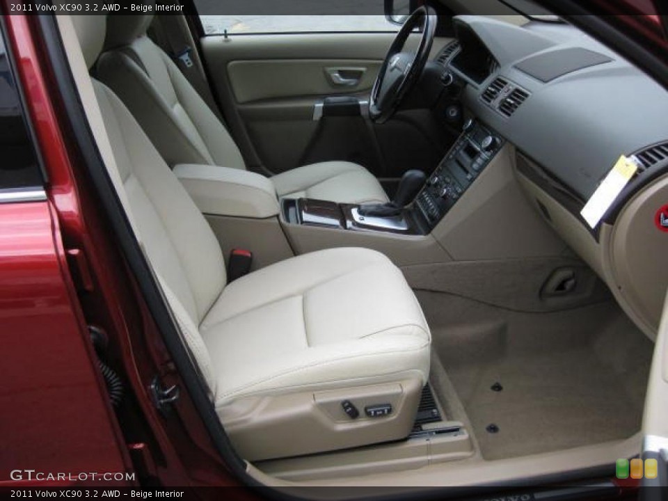Beige Interior Photo for the 2011 Volvo XC90 3.2 AWD #46646738